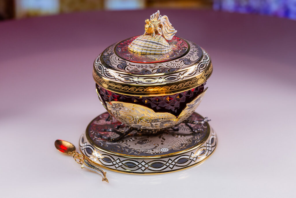 Подарочная икорница "Фаворит" арт. 2002
