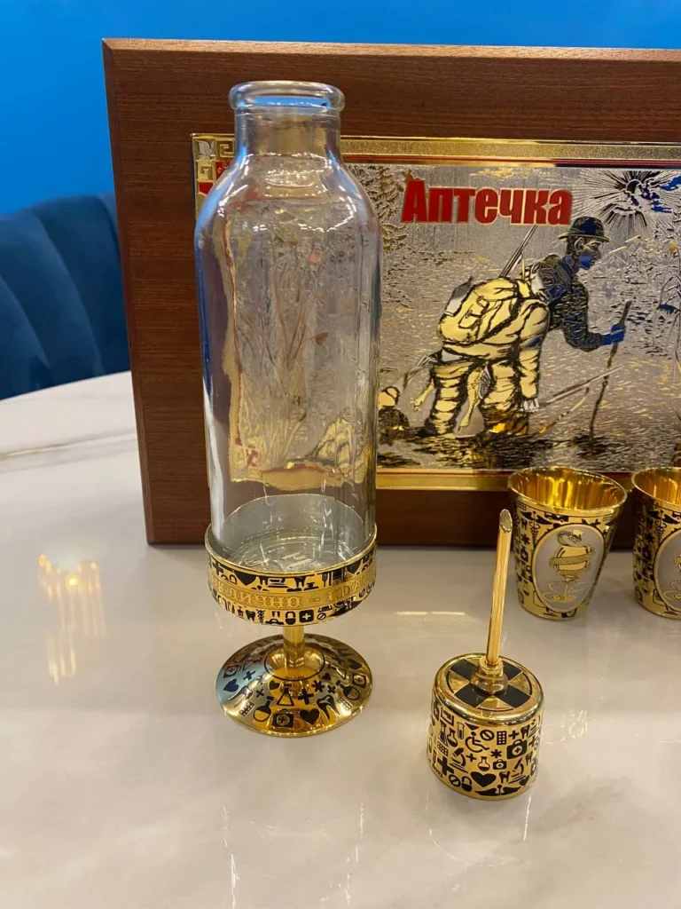 Водочный набор "Аптечка доктора алкоголя" арт. 862-3
